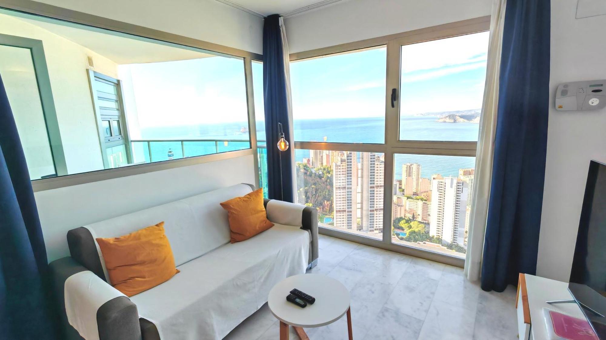 36th Floor - Highrise With Private Terrace & Amazing Sea Views * Benidorm