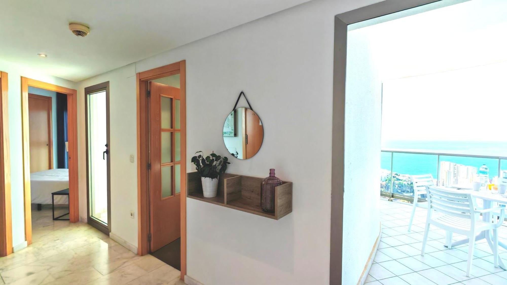 36th Floor - Highrise With Private Terrace & Amazing Sea Views Benidorm